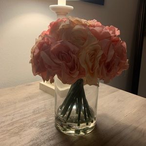 Vase of Pink Faux Roses 🌹